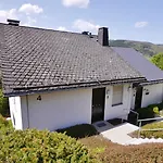 公寓 Komfort-fewo Gluecksgriff Mit Garten 维林根