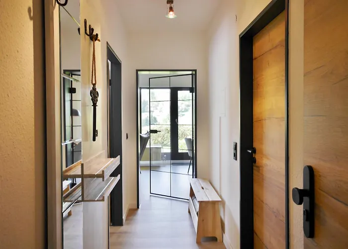 Апартаменты Komfort-fewo Gluecksgriff Mit Garten *