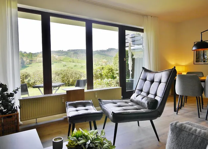 Komfort-fewo Gluecksgriff Mit Garten Апартаменты